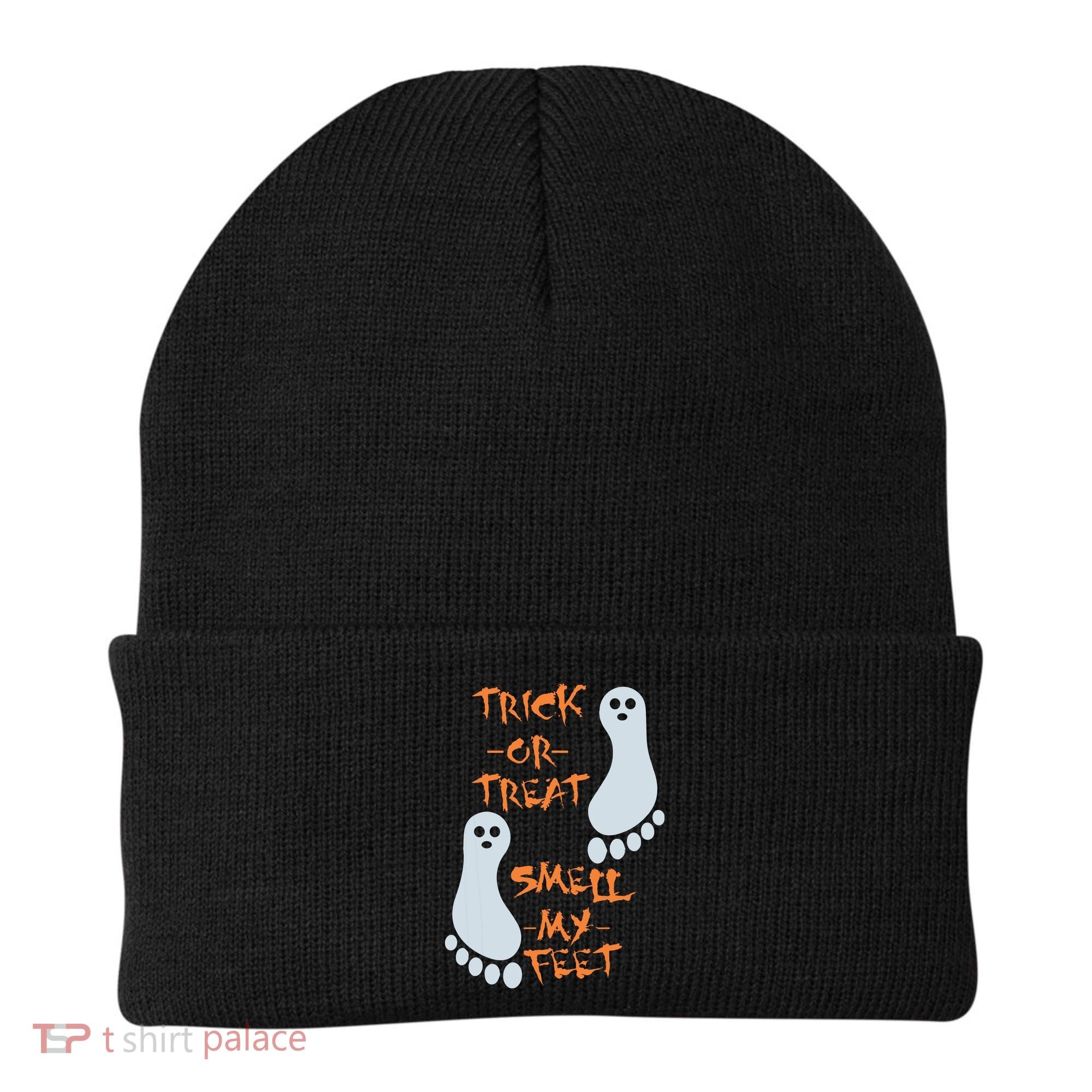 Funny Trick Or Treat Smell My Feet Halloween Beanie