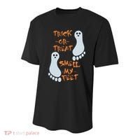 Funny Trick Or Treat Smell My Feet Halloween Youth Performance Sprint T-Shirt thumb 0