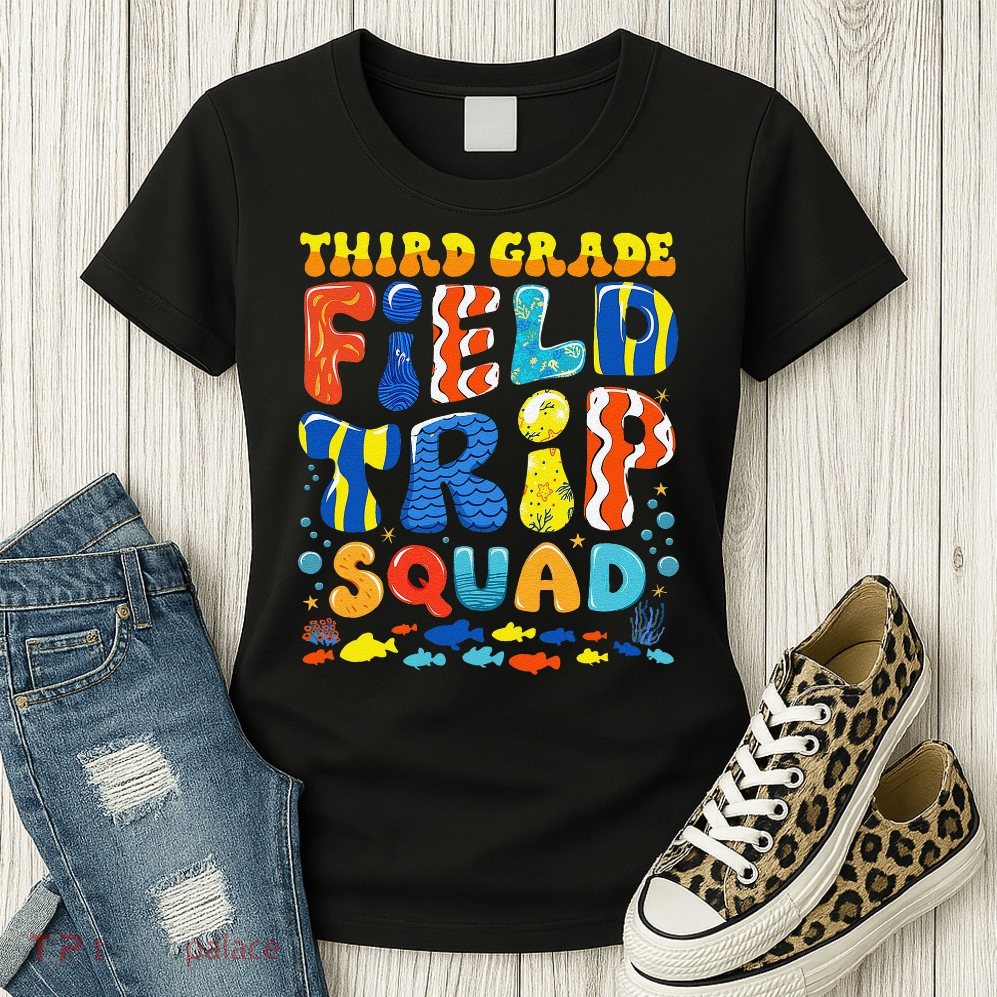 Field Trip Squad Fish Aquarium 3rd Grade Teacher Student Women's T-Shirt