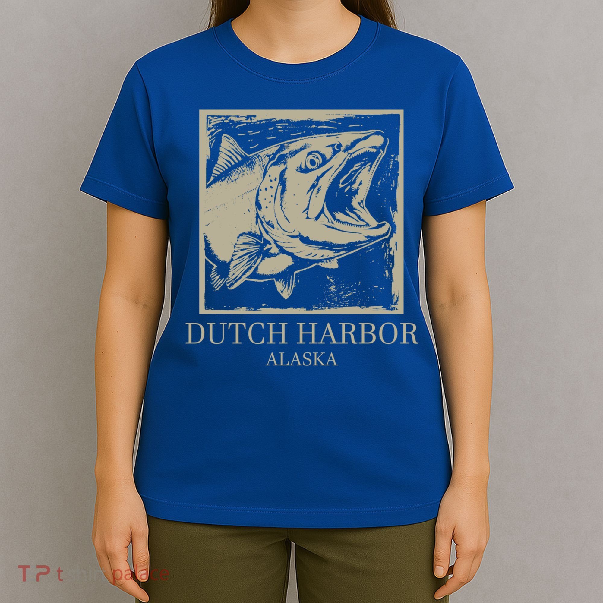 Fishing Town Souvenir Dutch Harbor Alaska Cool Gift T-Shirt