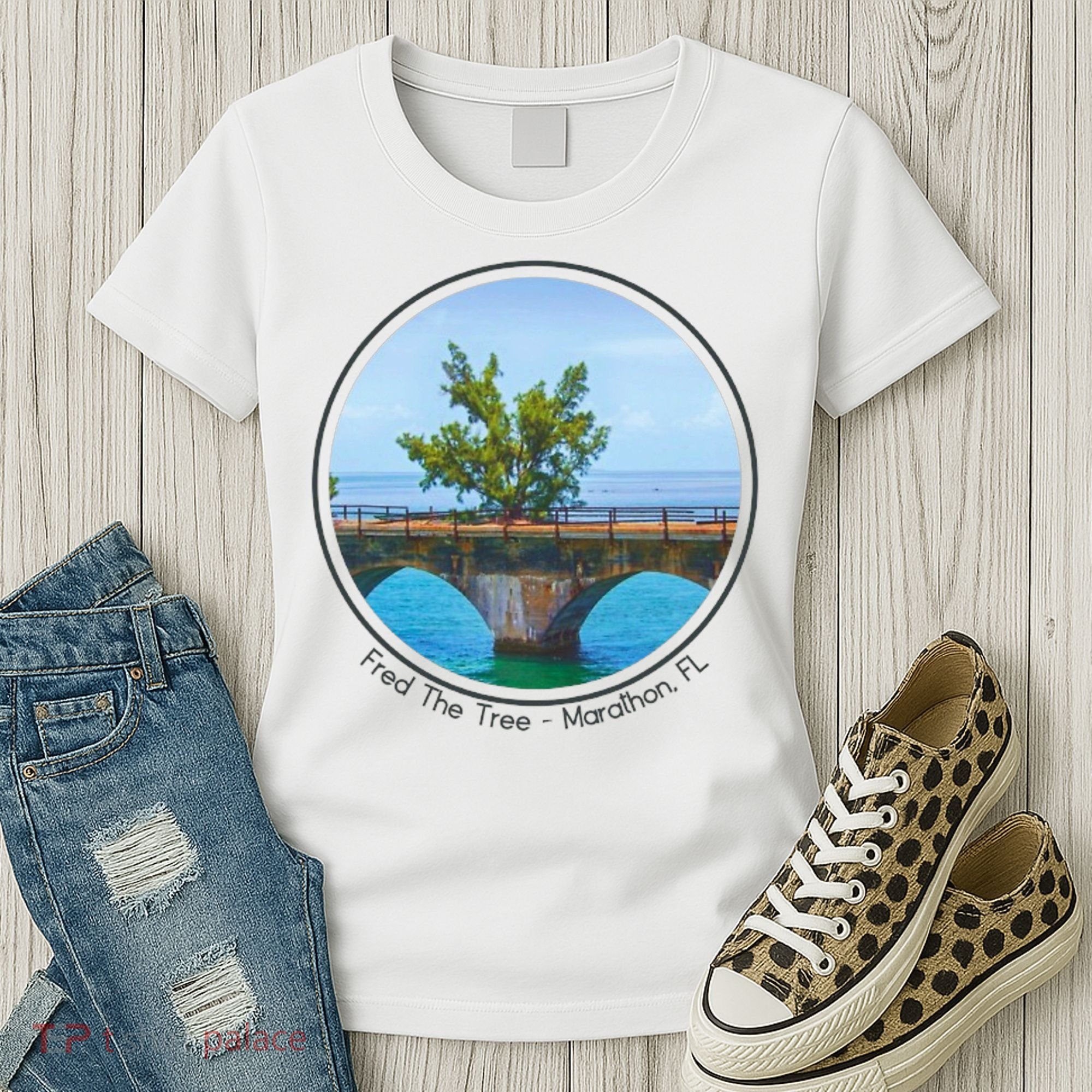 Fred The Tree Marathon Fl 7 Mile Bridge Tree Of Hope Women's T-Shirt