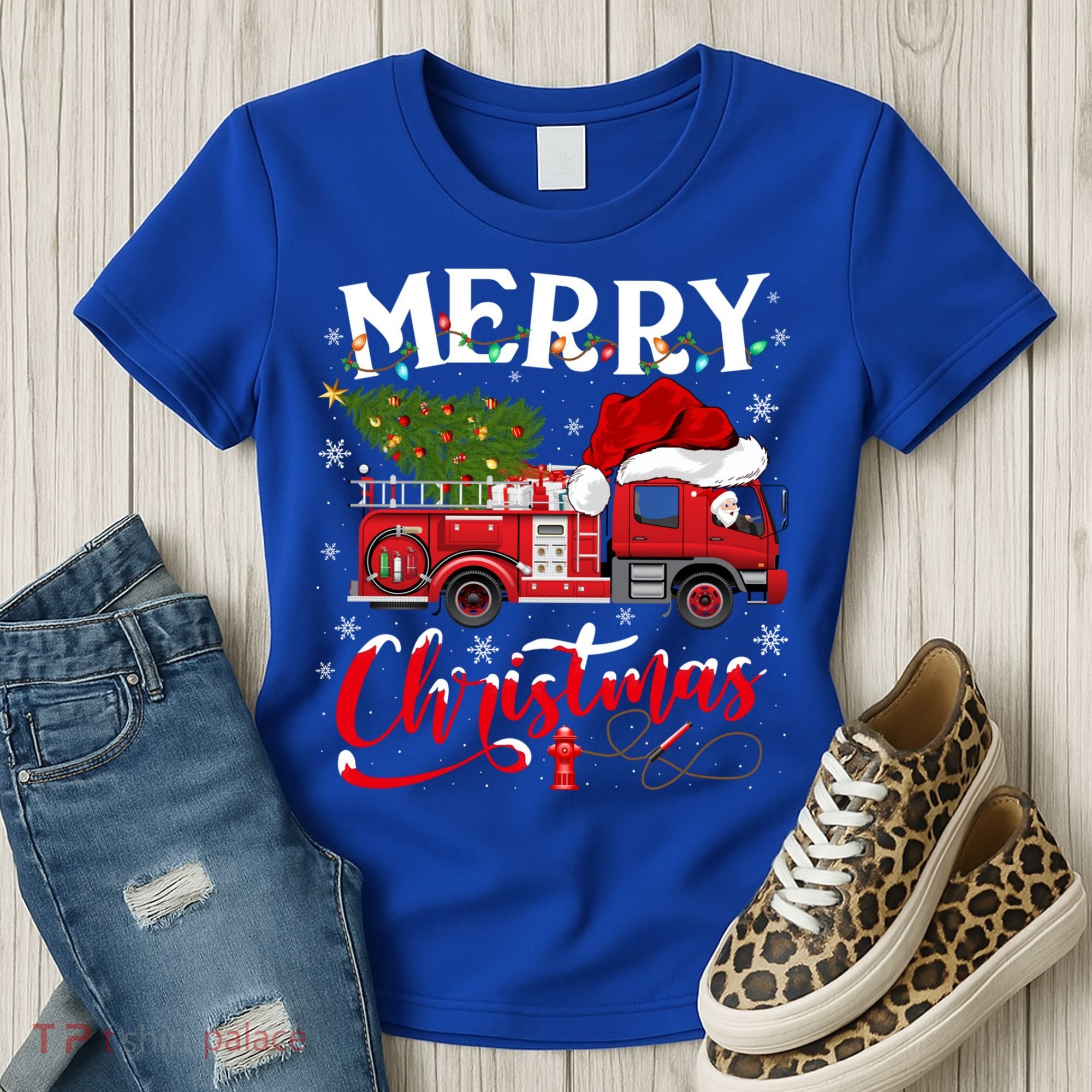 Fire Truck Xmas Tree Fire Firefighter Merry Christmas Gift Women's T-Shirt