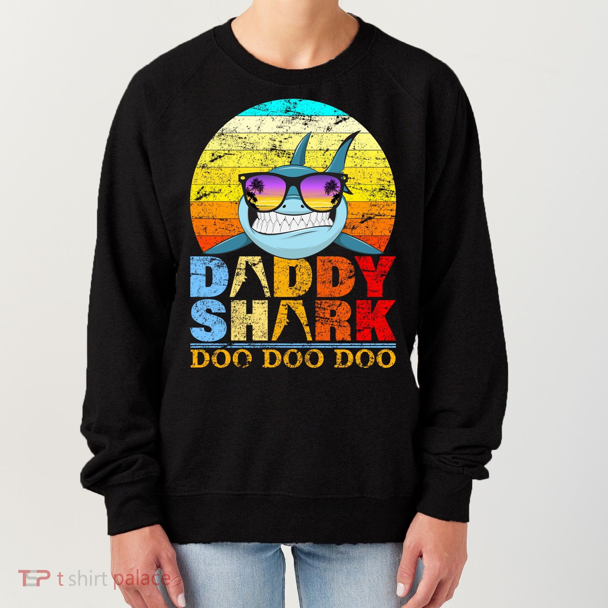 Funny Beach Daddy Shark Doo Women's Sweatshirt