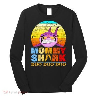 Funny Beach Mommy Shark Doo Long Sleeve Shirt