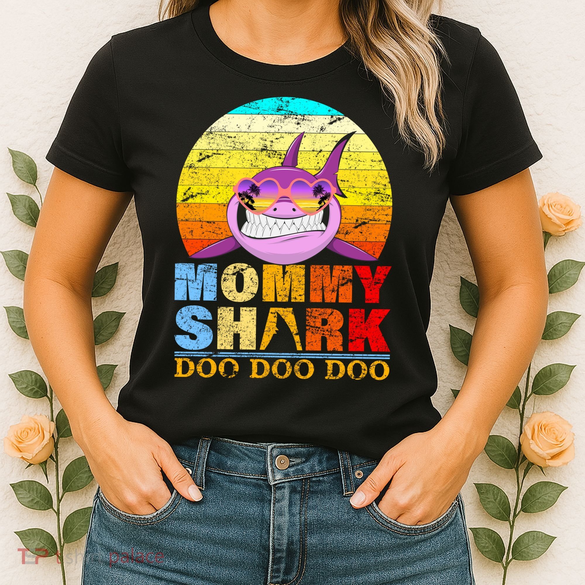 Funny Beach Mommy Shark Doo Women's T-Shirt