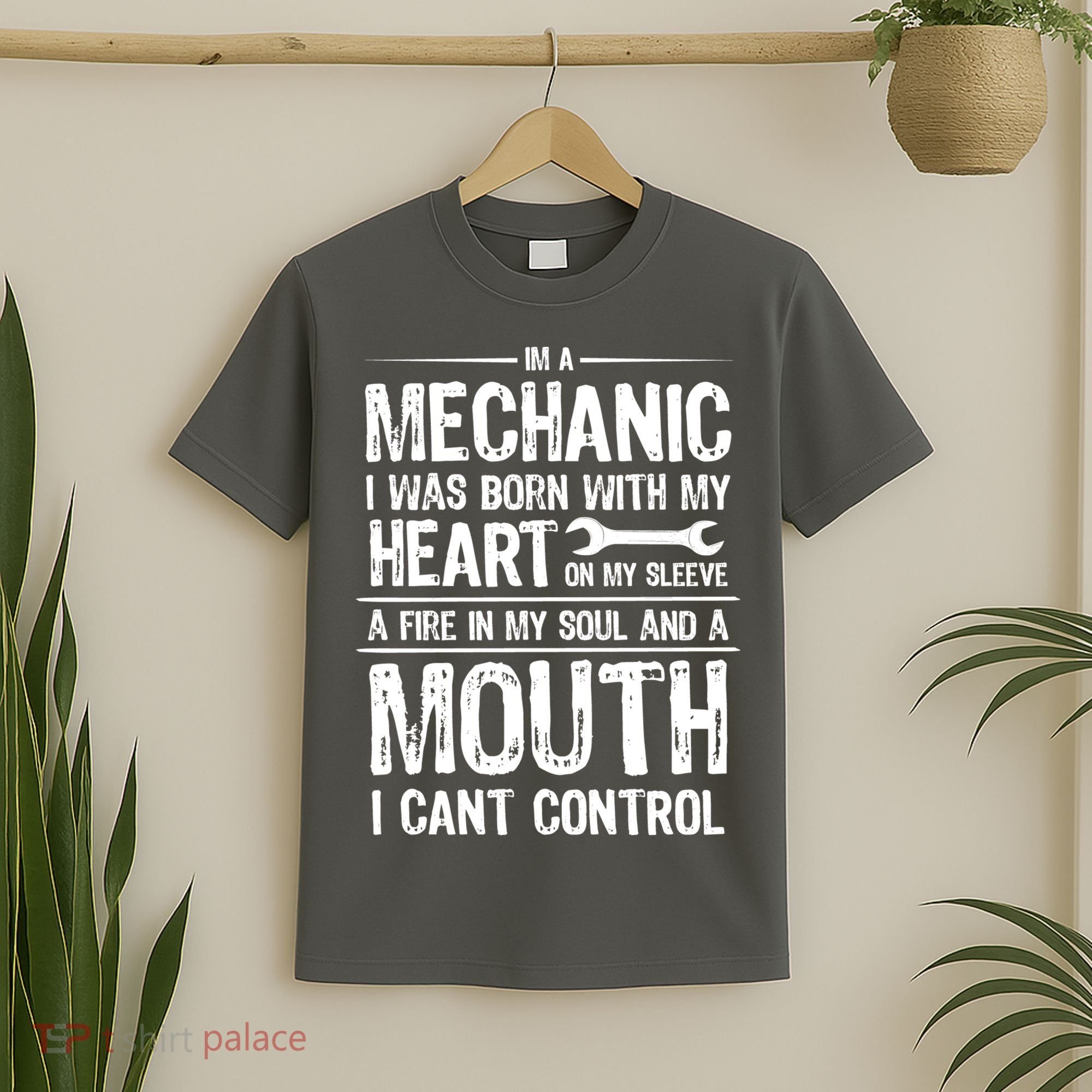 Funny I'm A Mechanic Quote T-Shirt