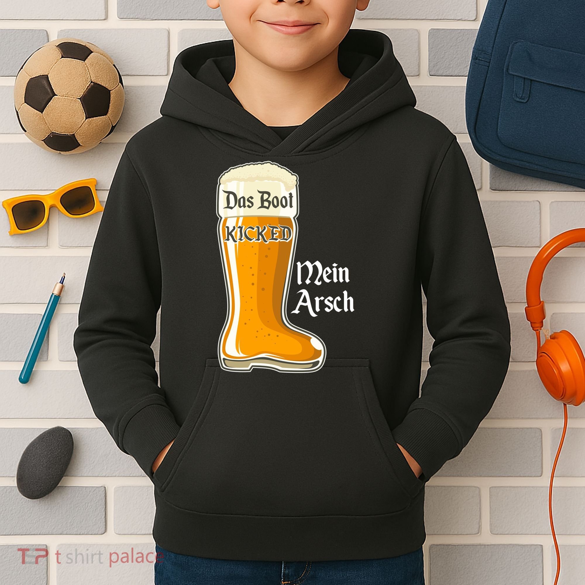 Funny Oktoberfest Das Boot Kicked Mein Arsch Kids Hoodie