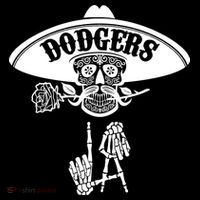 Funny Skull Dodgers Ornament thumb 1