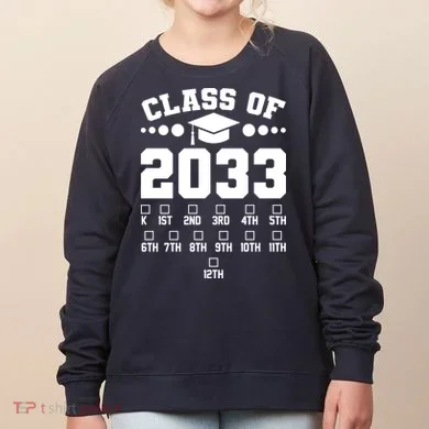 Future Class Of 2033 Check Mark Chart Women's Sweatshirt