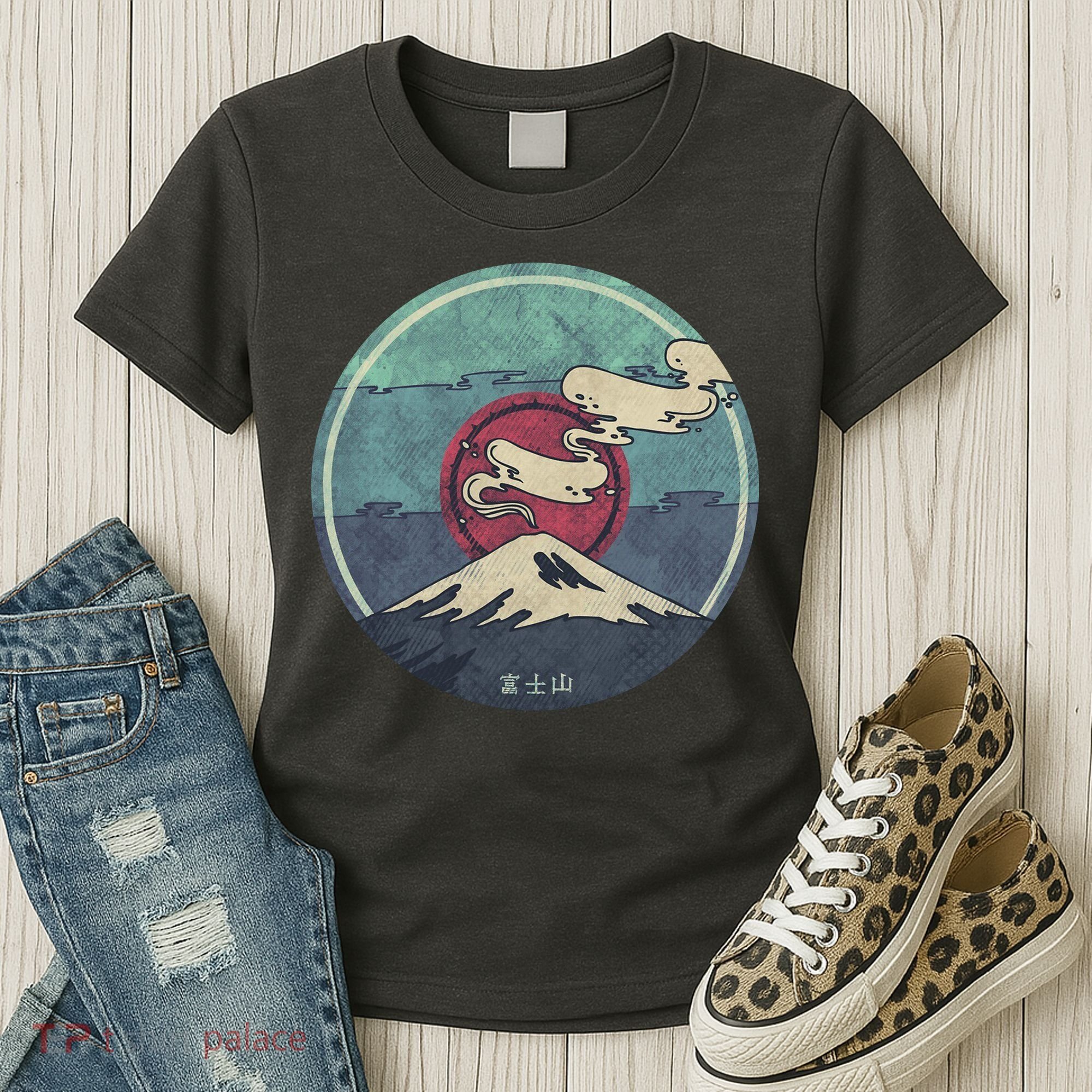 Fuji Volcano Classic Retro Women's T-Shirt