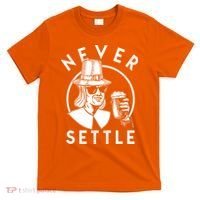 Funny Vintage Drinking Thanksgiving Pilgrim Never Settle T-Shirt thumb 0