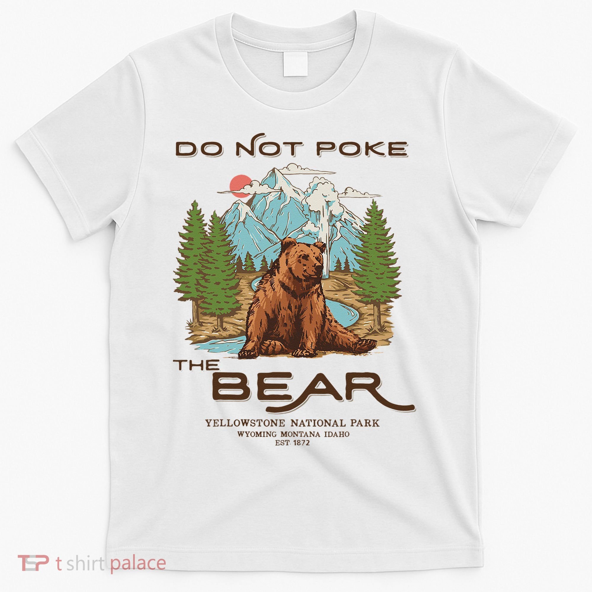 Funny Vintage Look Yellowstone National Park Grizzly Lover T-Shirt