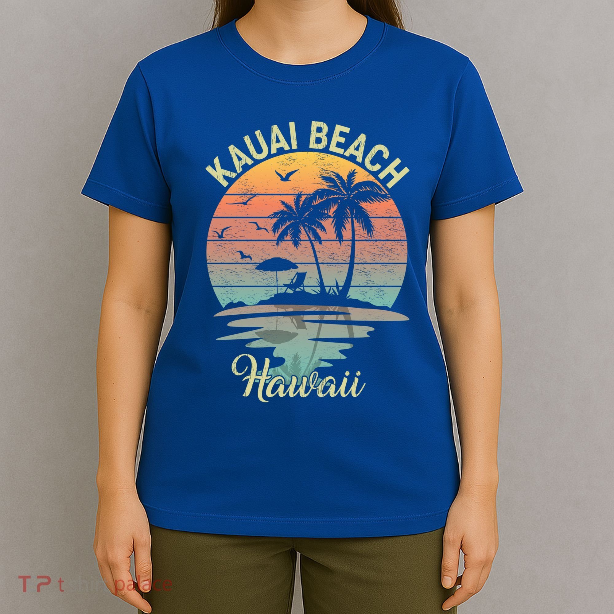 Family Vacation Retro Vintage Hawaii Kauai Beach Gift T-Shirt