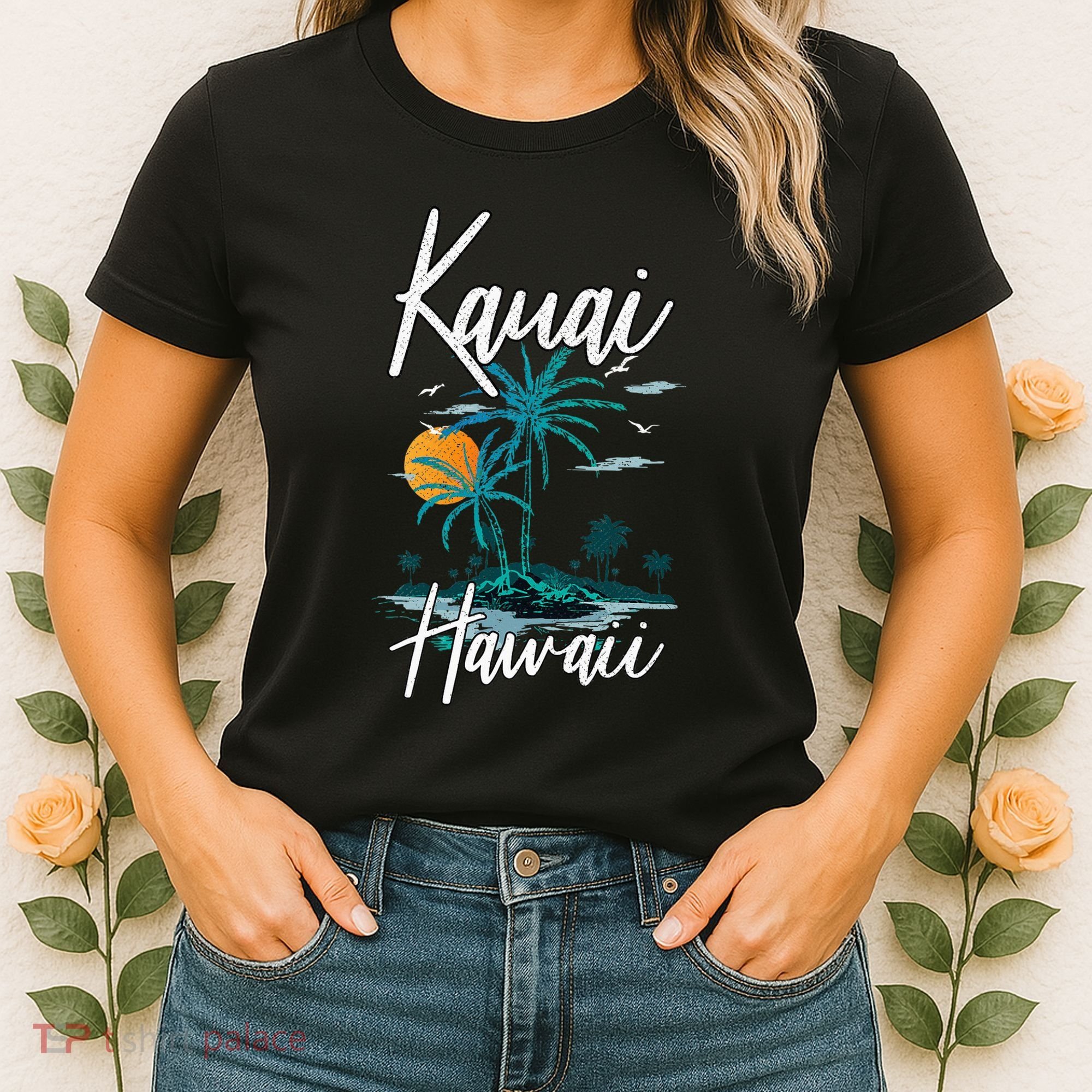 Family Vacation Retro Sunset Hawaii Kauai Women's T-Shirt