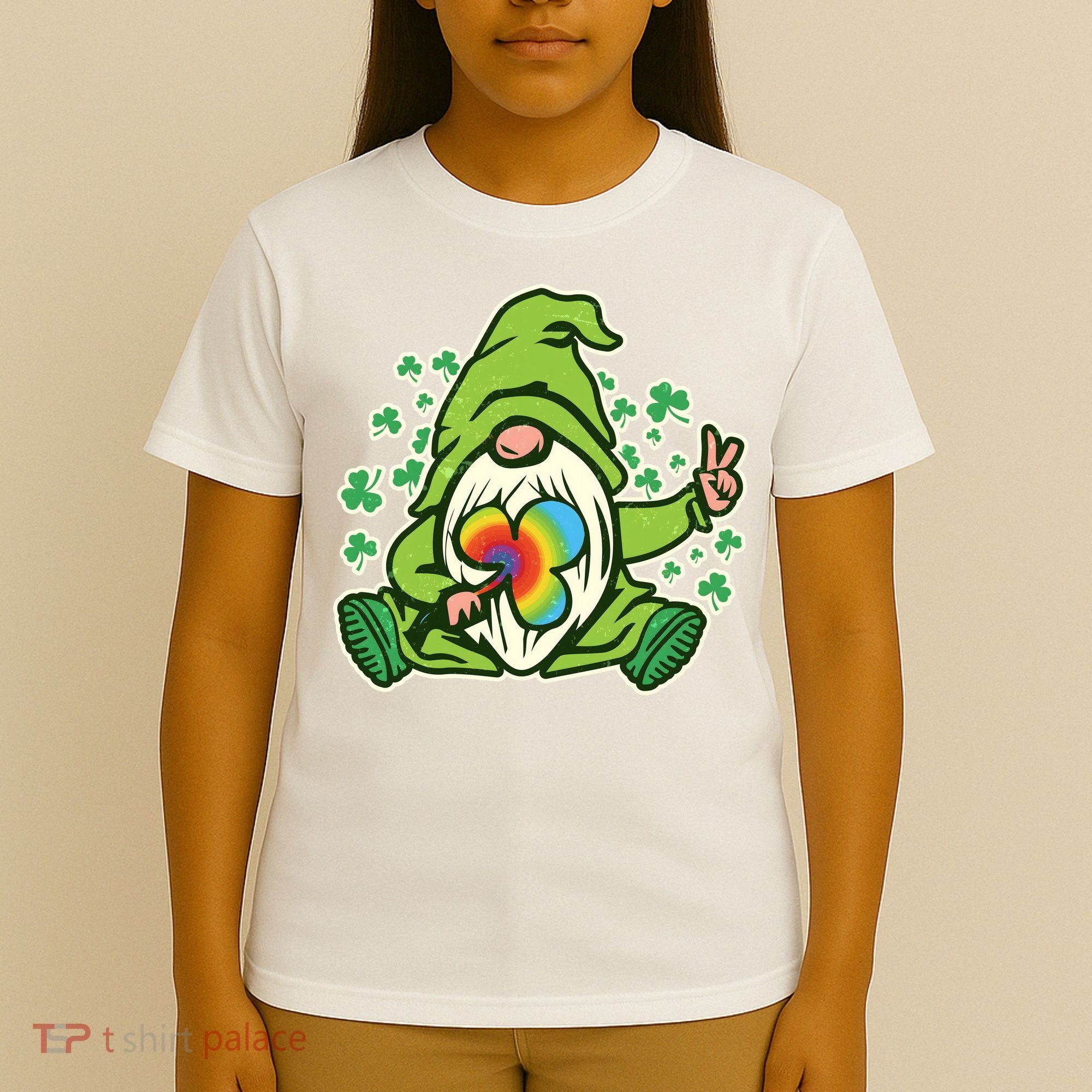 Funny Vintage St Patrick's Day Peace Love Leprechaun Gnome T-Shirt