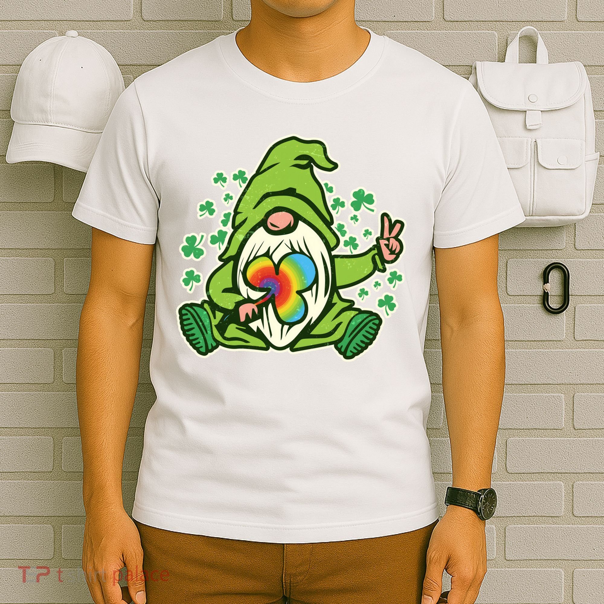 Funny Vintage St Patrick's Day Peace Love Leprechaun Gnome T-Shirt