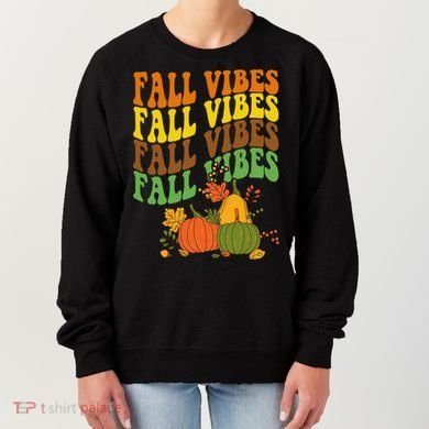 Fall Vibes Season Retro Pumpkin Women's Sweatshirt