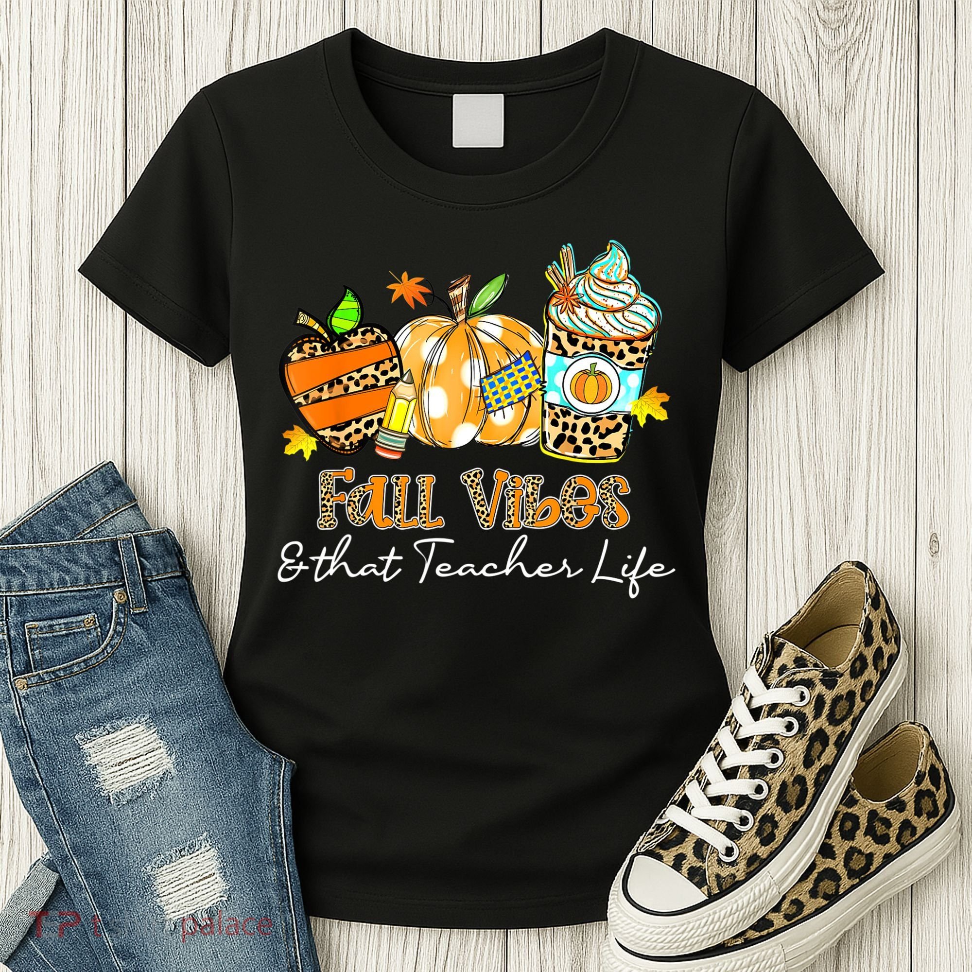 Fall Vibes & That Teacher Life Apple Pencil Pumpkin Fall Women's T-Shirt