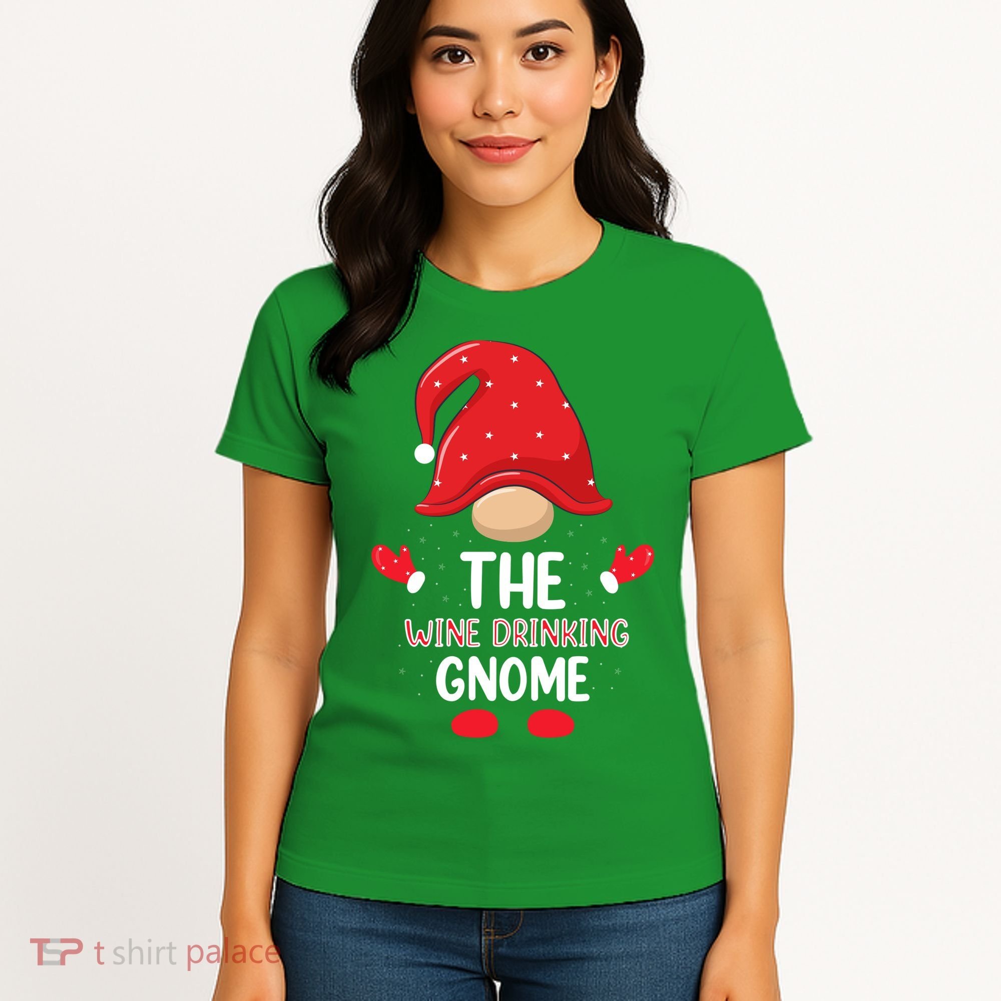 Funny Wine Drinking Gnome Funny Matching Family Christmas Gnome Wine Lover Gift Women's T-Shirt