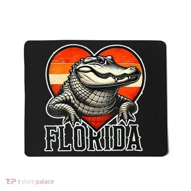 Florida Women Retro Florida Gator Heart Mousepad