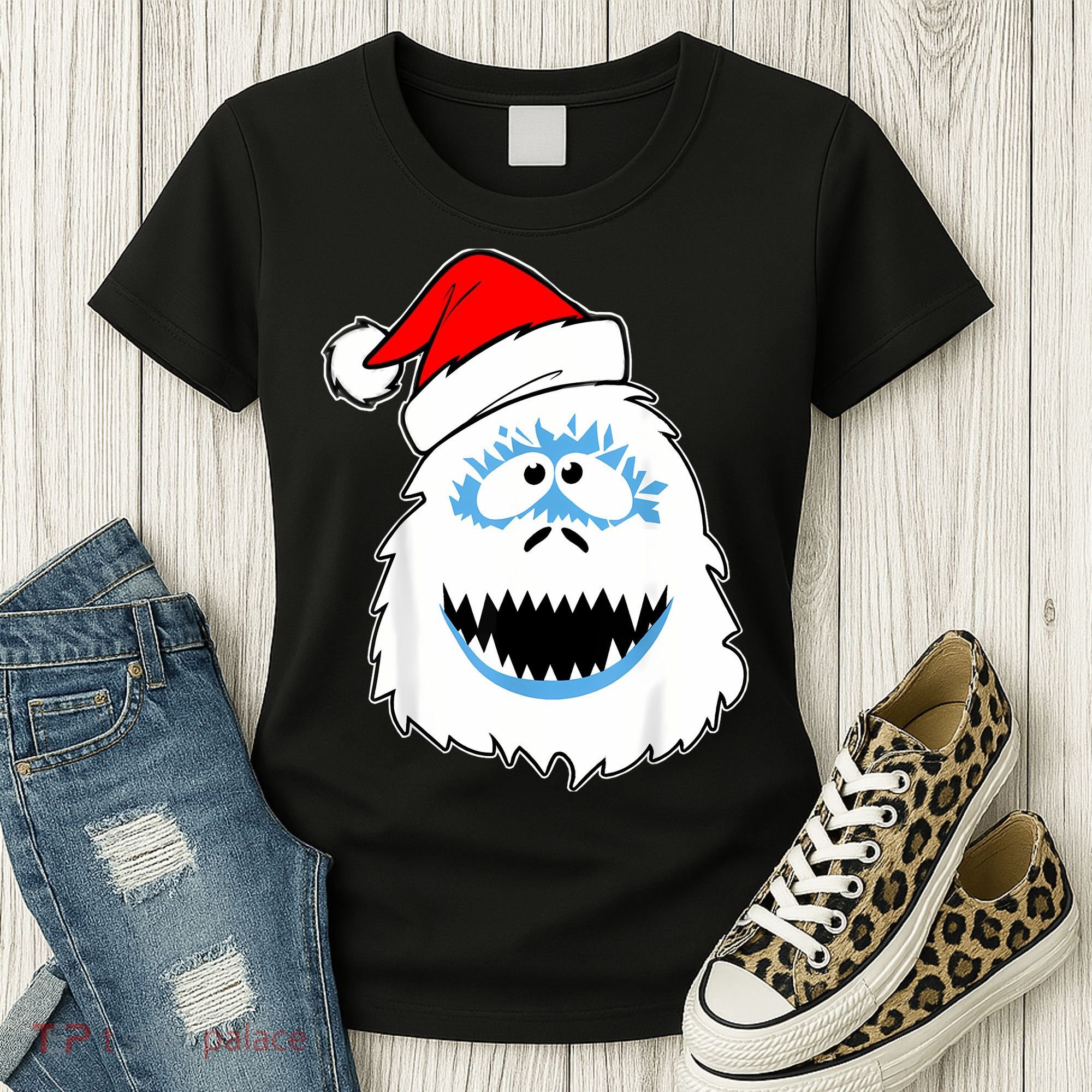 Funny Xmas Abominable Snowman Bigfoot Yeti Retro Christmas Women's T-Shirt