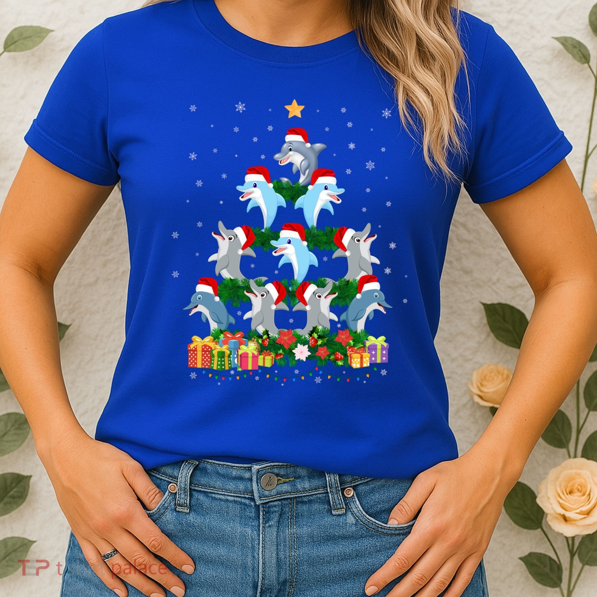 Funny Xmas Outfit For Dolphin Lovers Ugly Christmas Sweater Cool Gift Women's T-Shirt