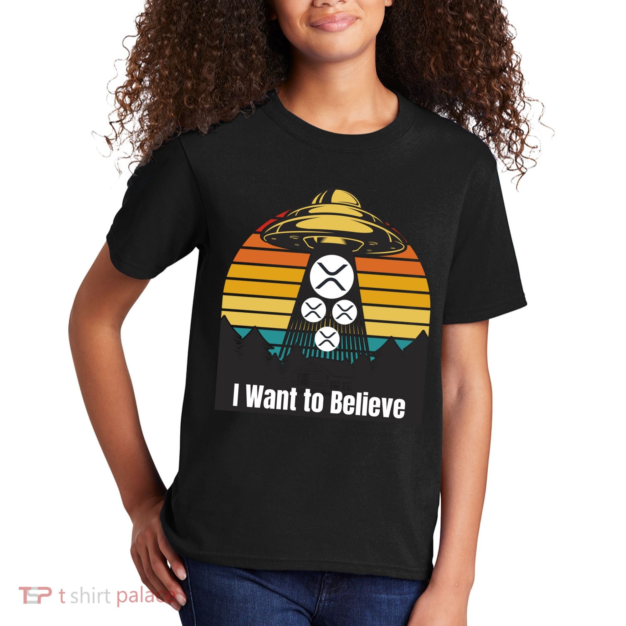 Funny XRP UFO Encounter Retro Sunset Ripple Cryptocurrency Funny Ripple XRP Kids T-Shirt