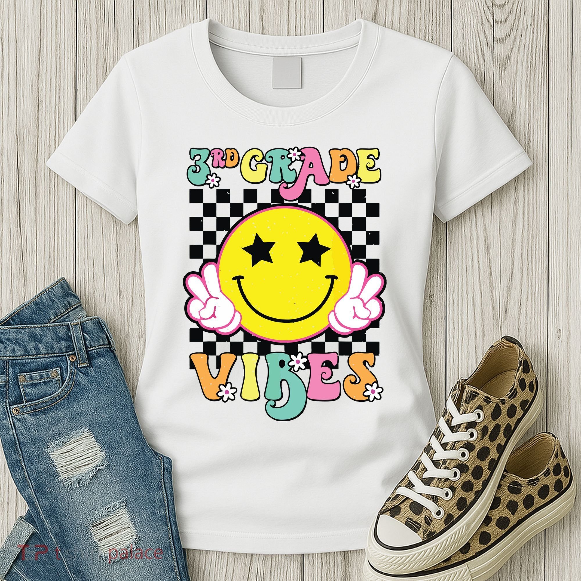 Girl 3rd Grade Vibes Smile Face Back To School Third Grade Women's T-Shirt