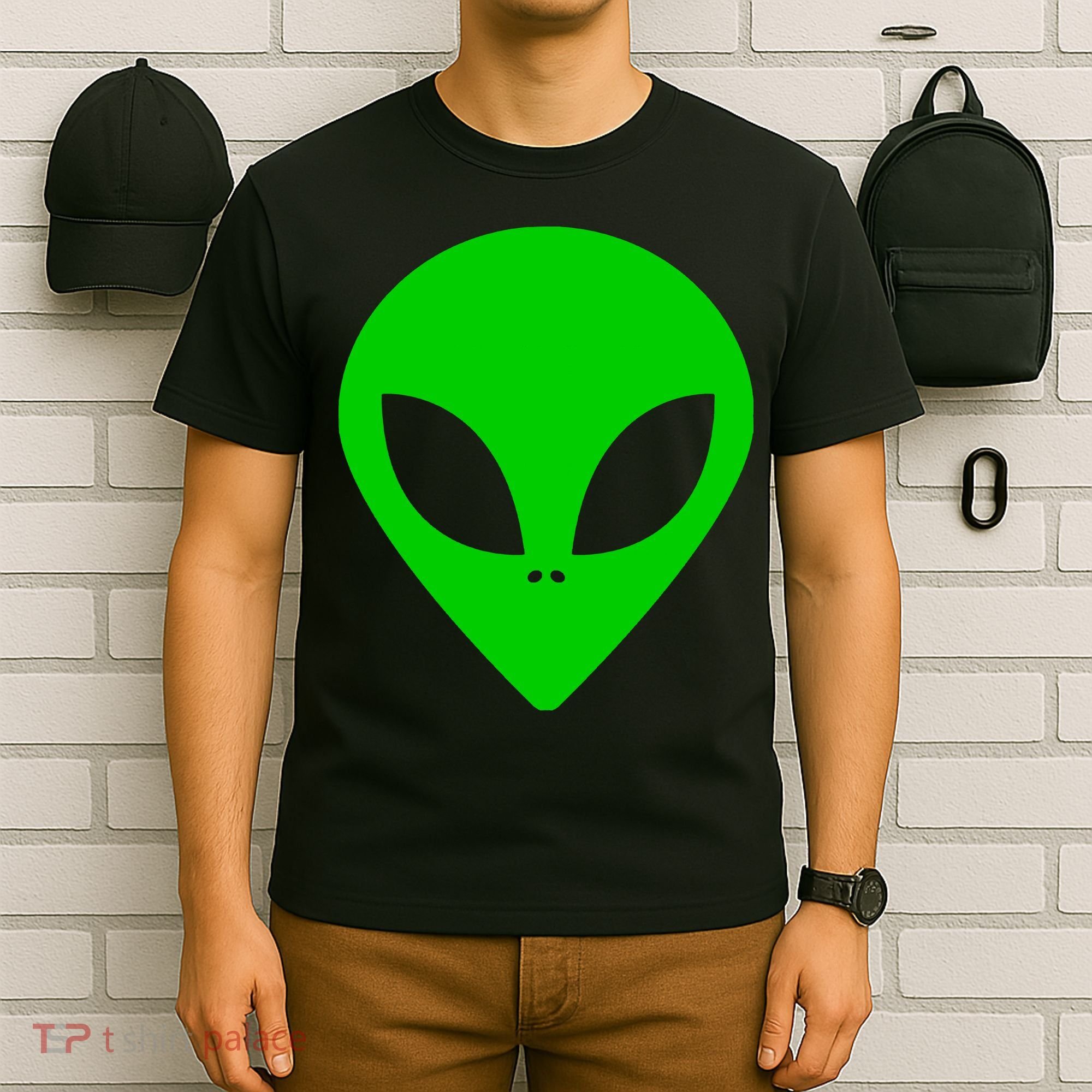 Green Alien Face Green T-Shirt