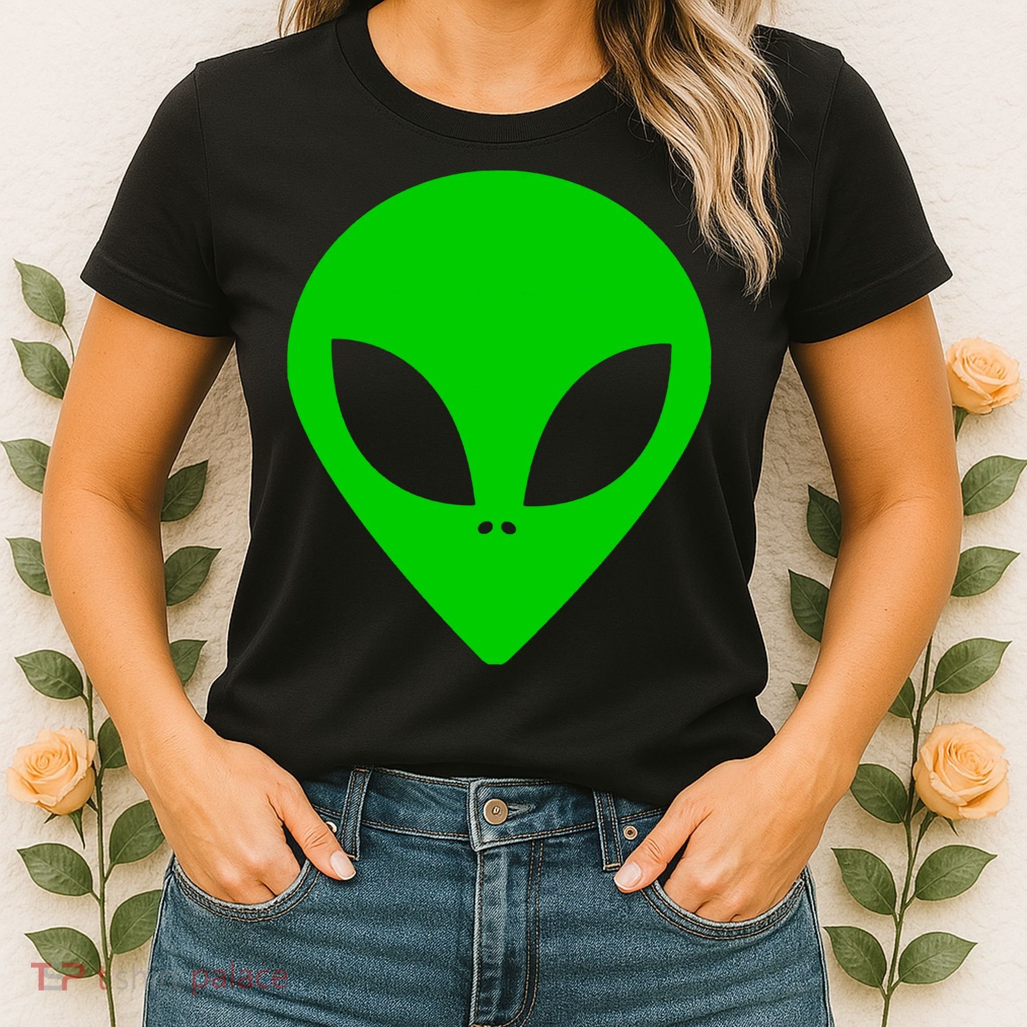 Green Alien Face Green Women's T-Shirt
