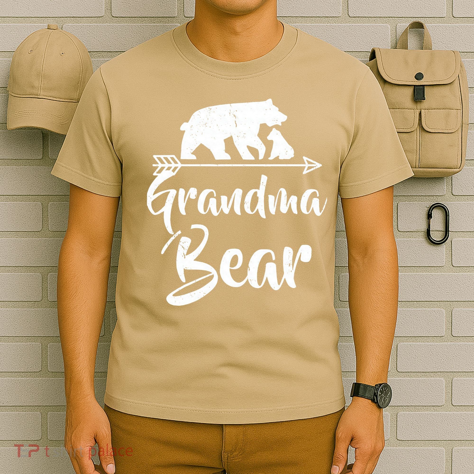 Grandma Bear Best Gift Mother's Father's Day T-Shirt