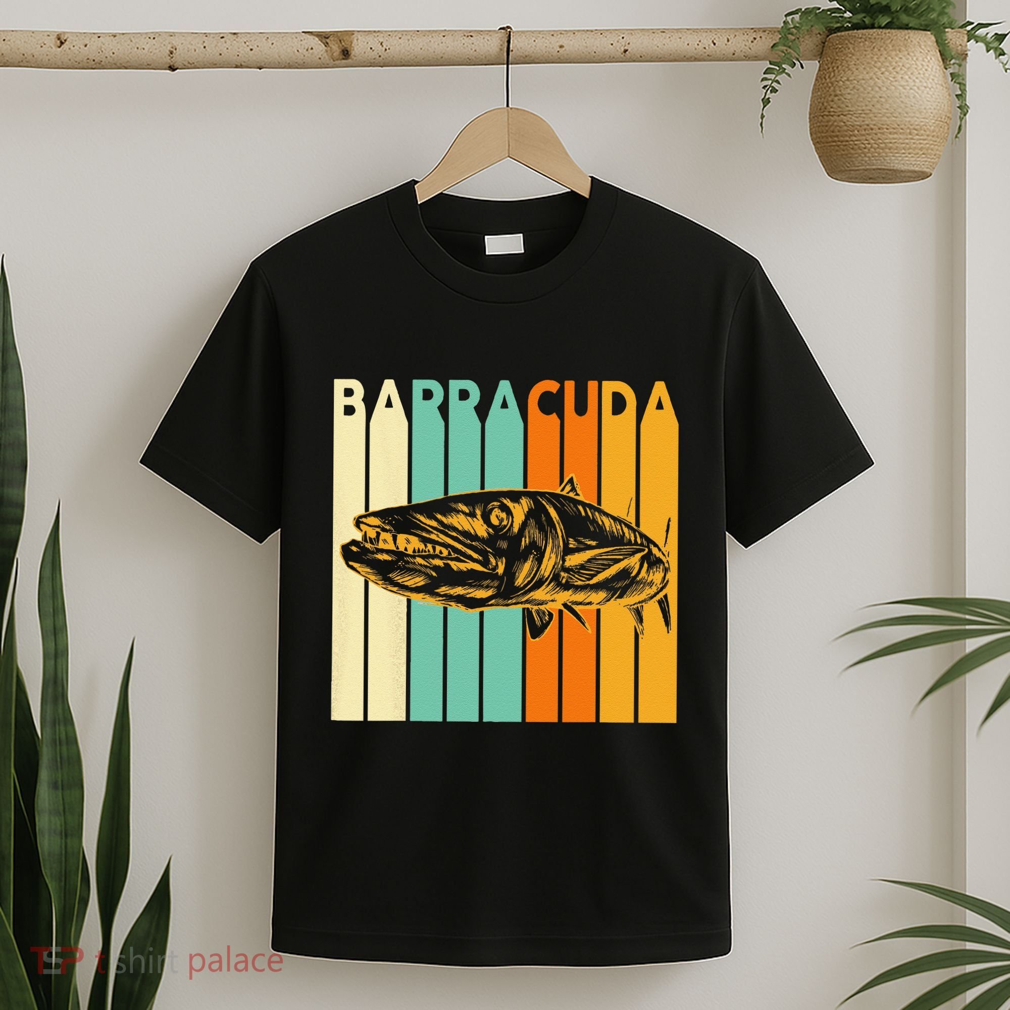 Great Barracuda Cuda Fishing Wildlife Saltwater Fish Art T-Shirt