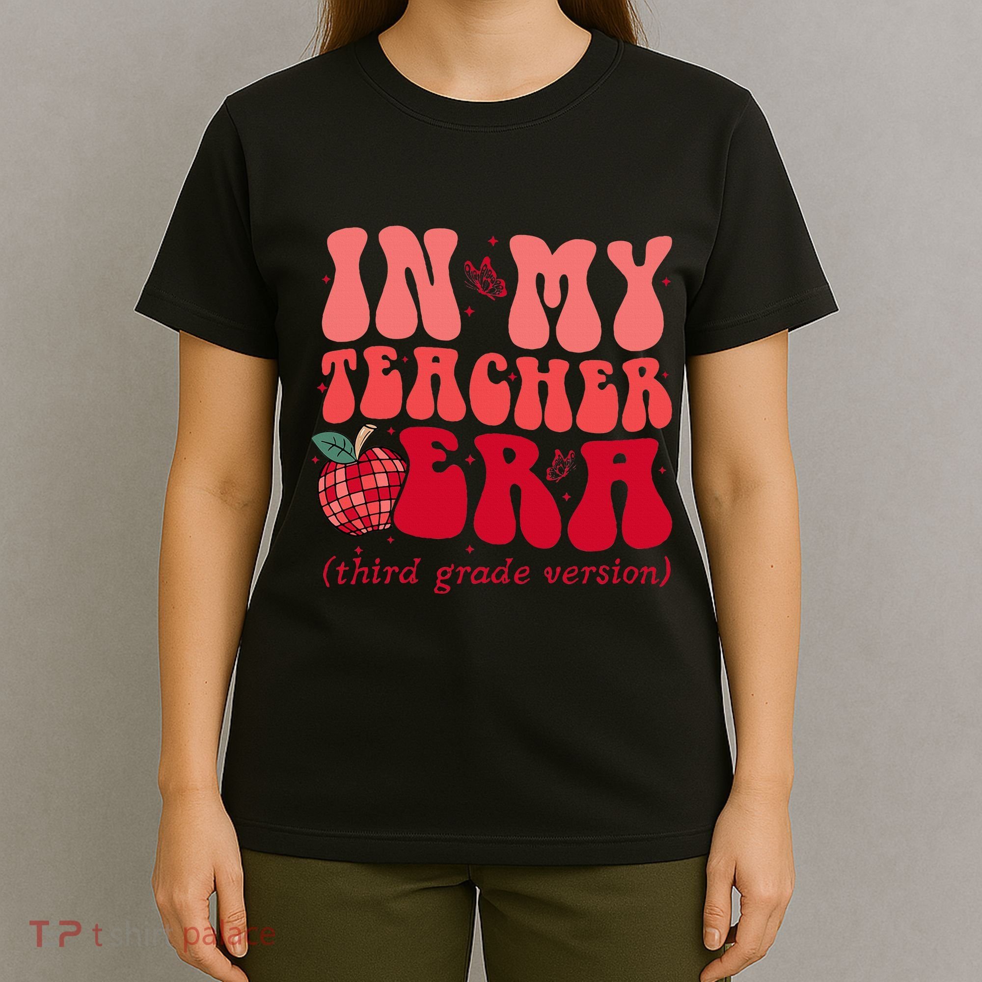 Groovy Back To School In My Third Grade Teacher Era Student T-Shirt