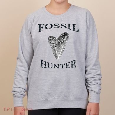 Great Distressed Fossil Hunter Megalodon Tooth Enthusiast Women's Sweatshirt