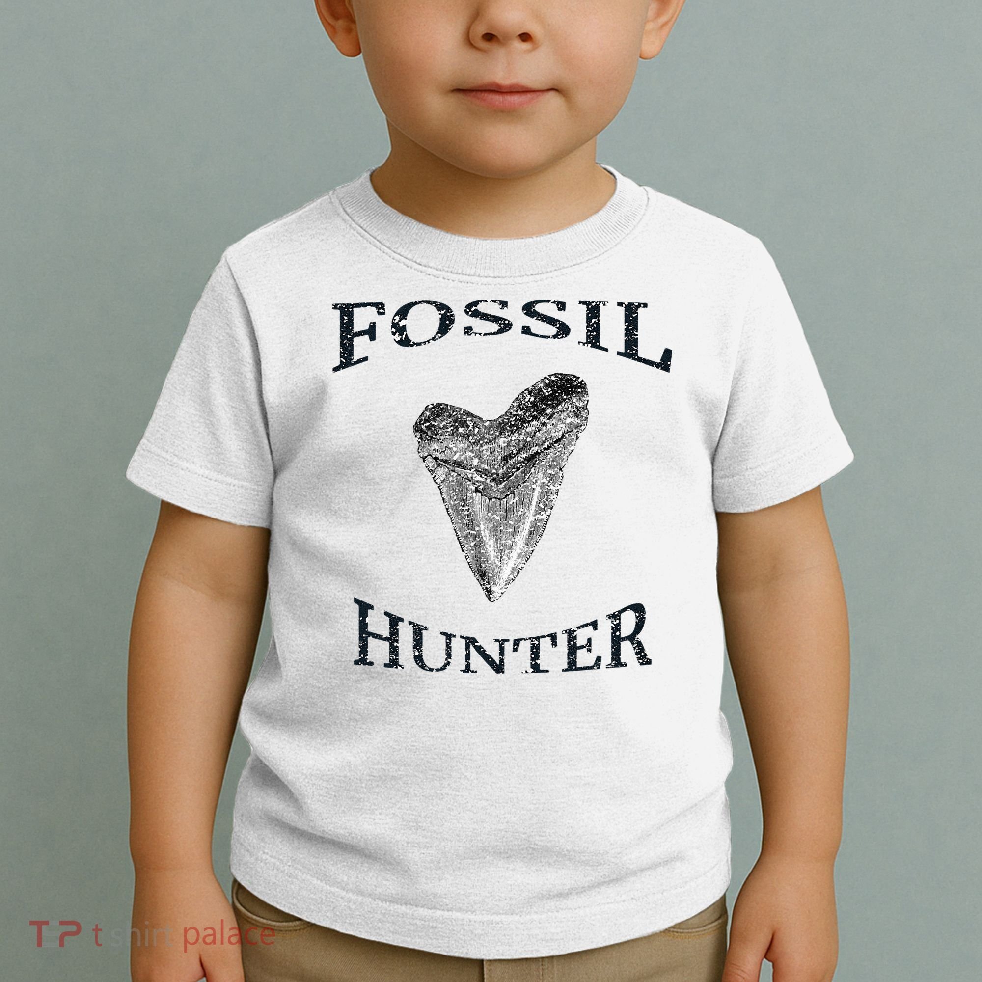 Great Distressed Fossil Hunter Megalodon Tooth Enthusiast Toddler T-Shirt