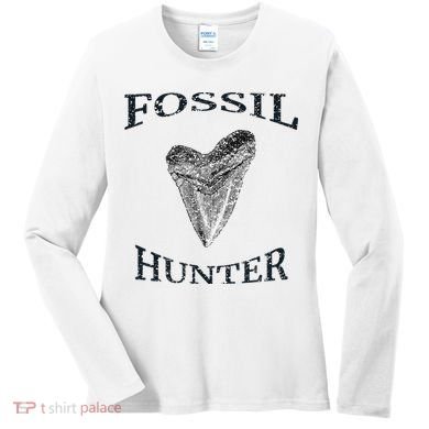 Great Distressed Fossil Hunter Megalodon Tooth Enthusiast Women's Long Sleeve Shirt