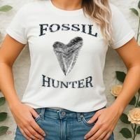 Great Distressed Fossil Hunter Megalodon Tooth Enthusiast Women's T-Shirt thumb 2