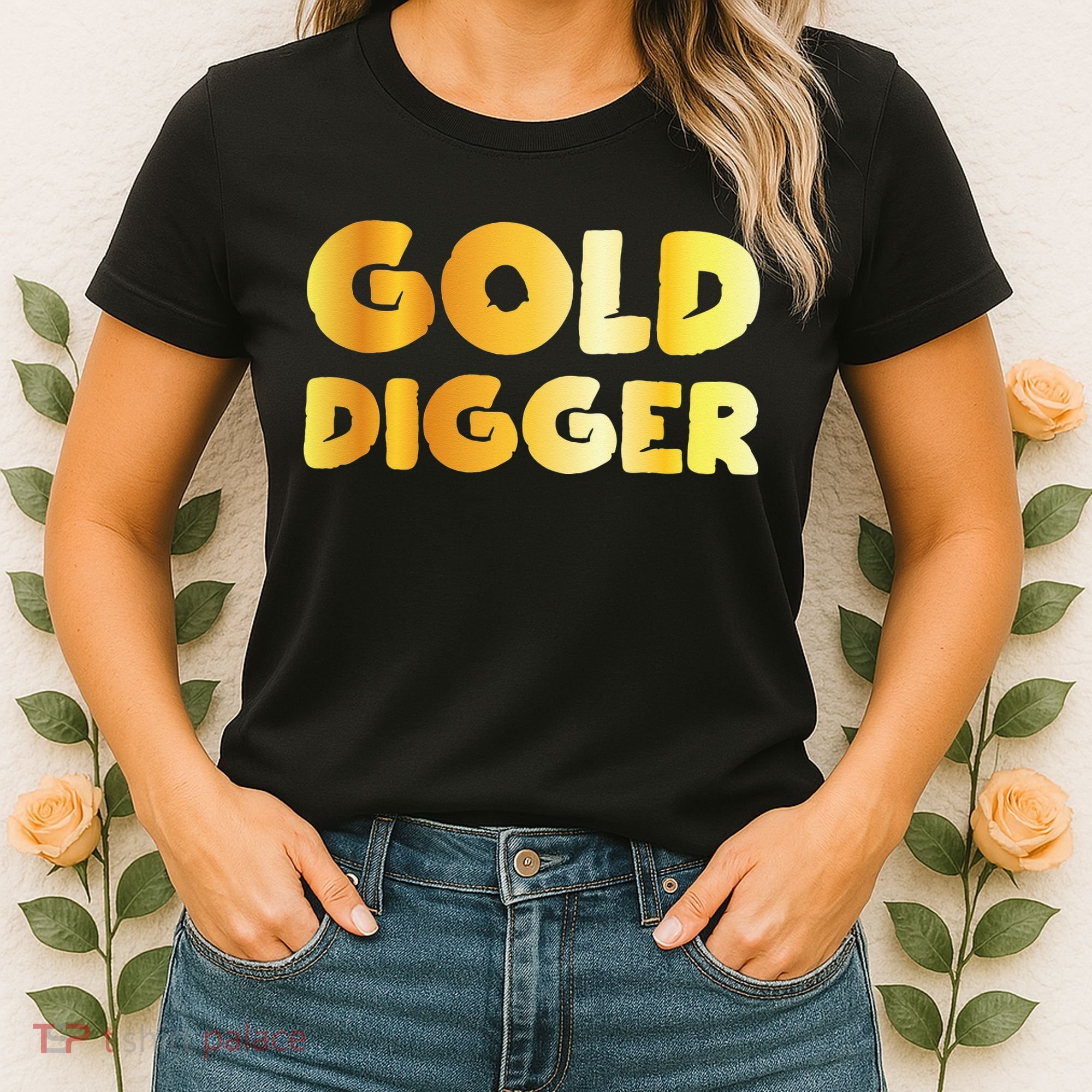 Gold Digger Geologist Pun Geology Geek Funny Costume Women's T-Shirt