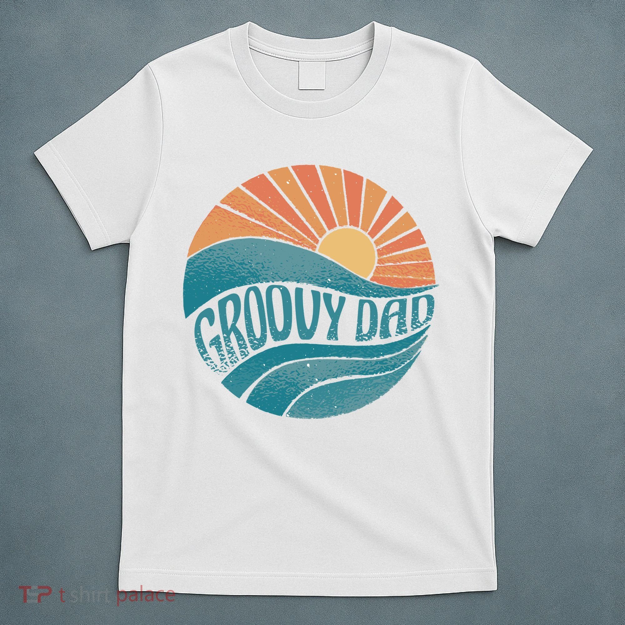 Groovy Dad Retro Sunset Gift T-Shirt
