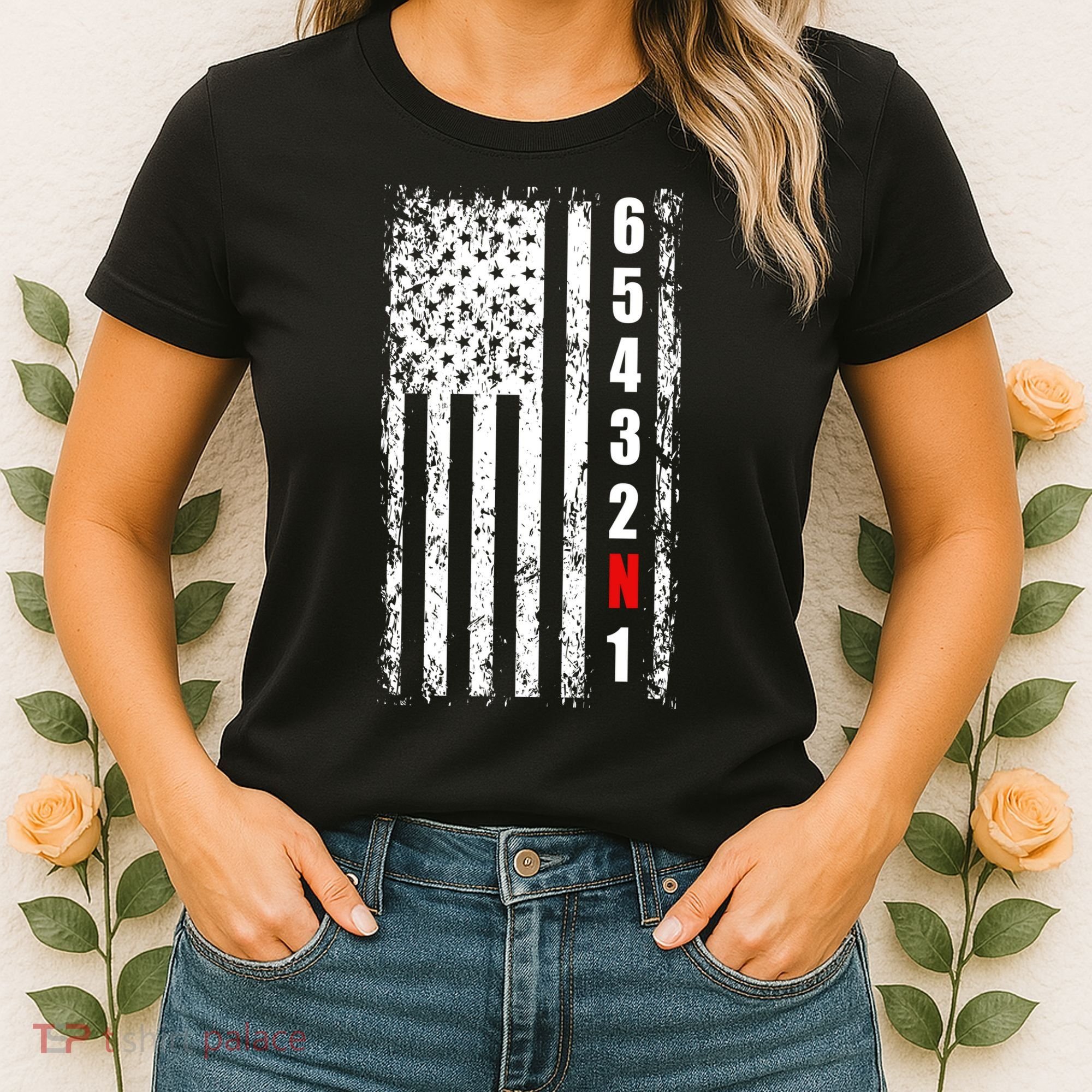 Gear Shift Racing Flag Neutral Women's T-Shirt