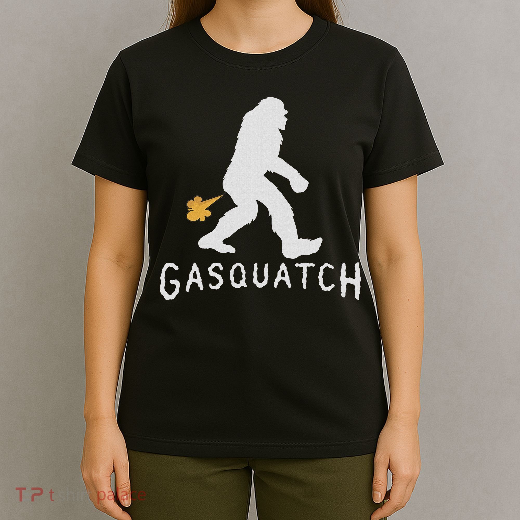 Gasquatch Funny Bigfoot Farting Gassy Sasquatch Fart T-Shirt