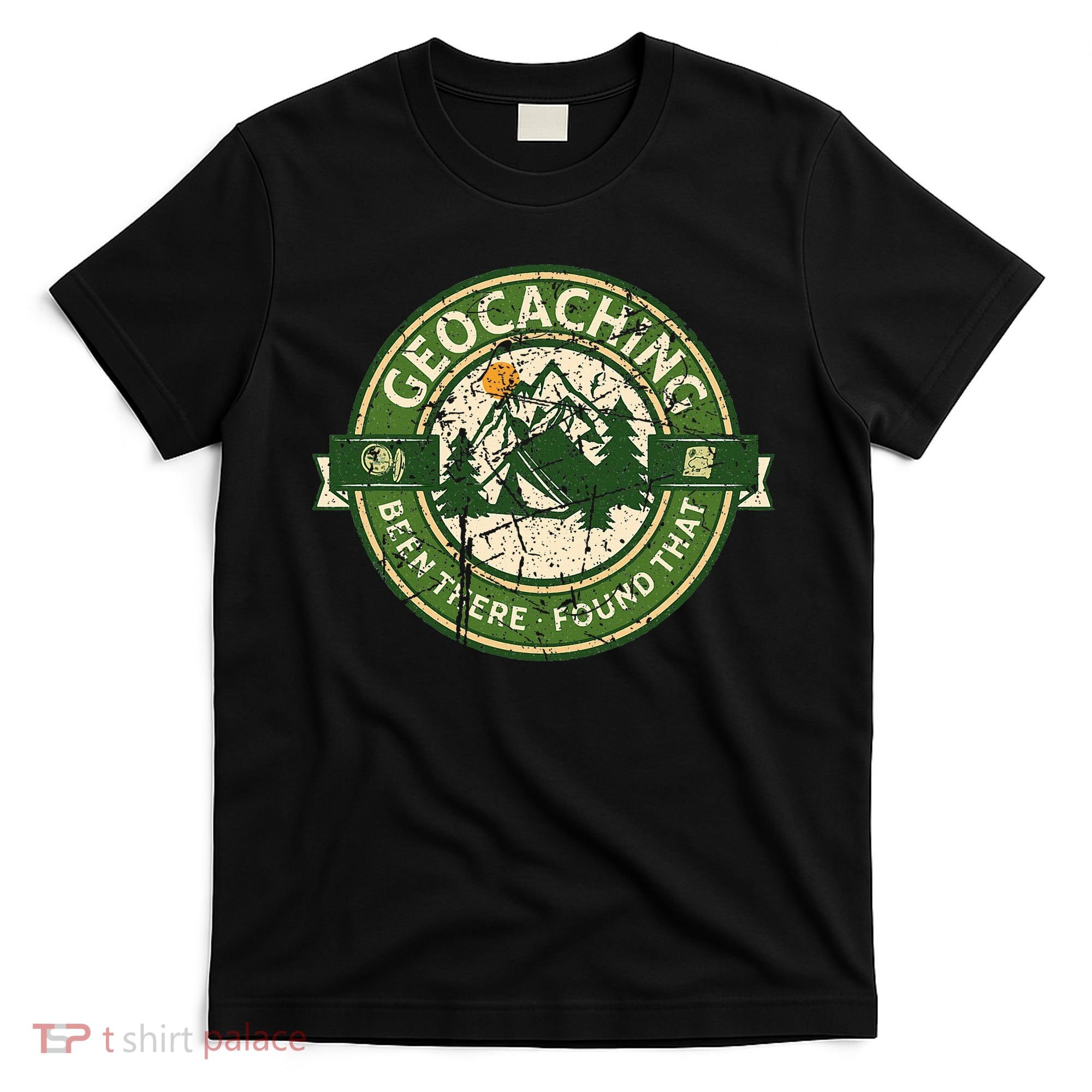 Geocaching Funny Retro Distressed Geocache Lover T-Shirt