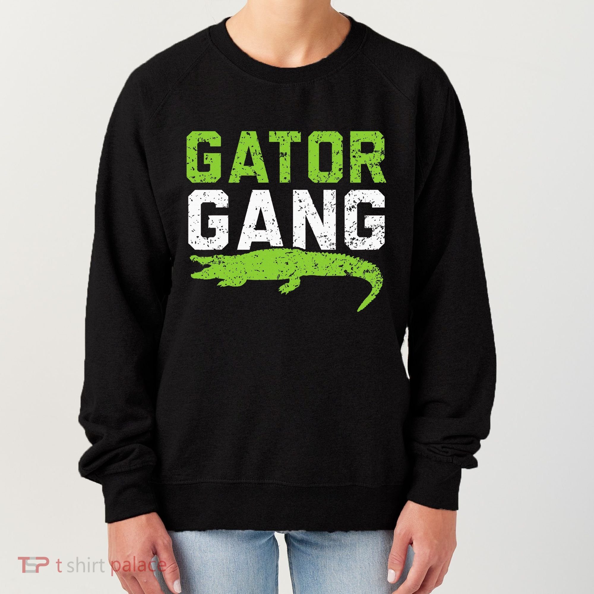 Gator Gang Alligator Heartbeat Zookeeper Crocodile Lover Women's Sweatshirt