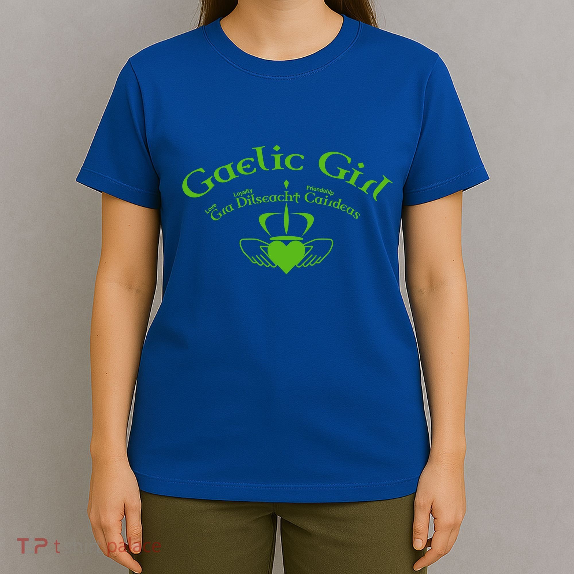 Gaelic Gra Dilseacht Cairdeas Claddagh Gift T-Shirt