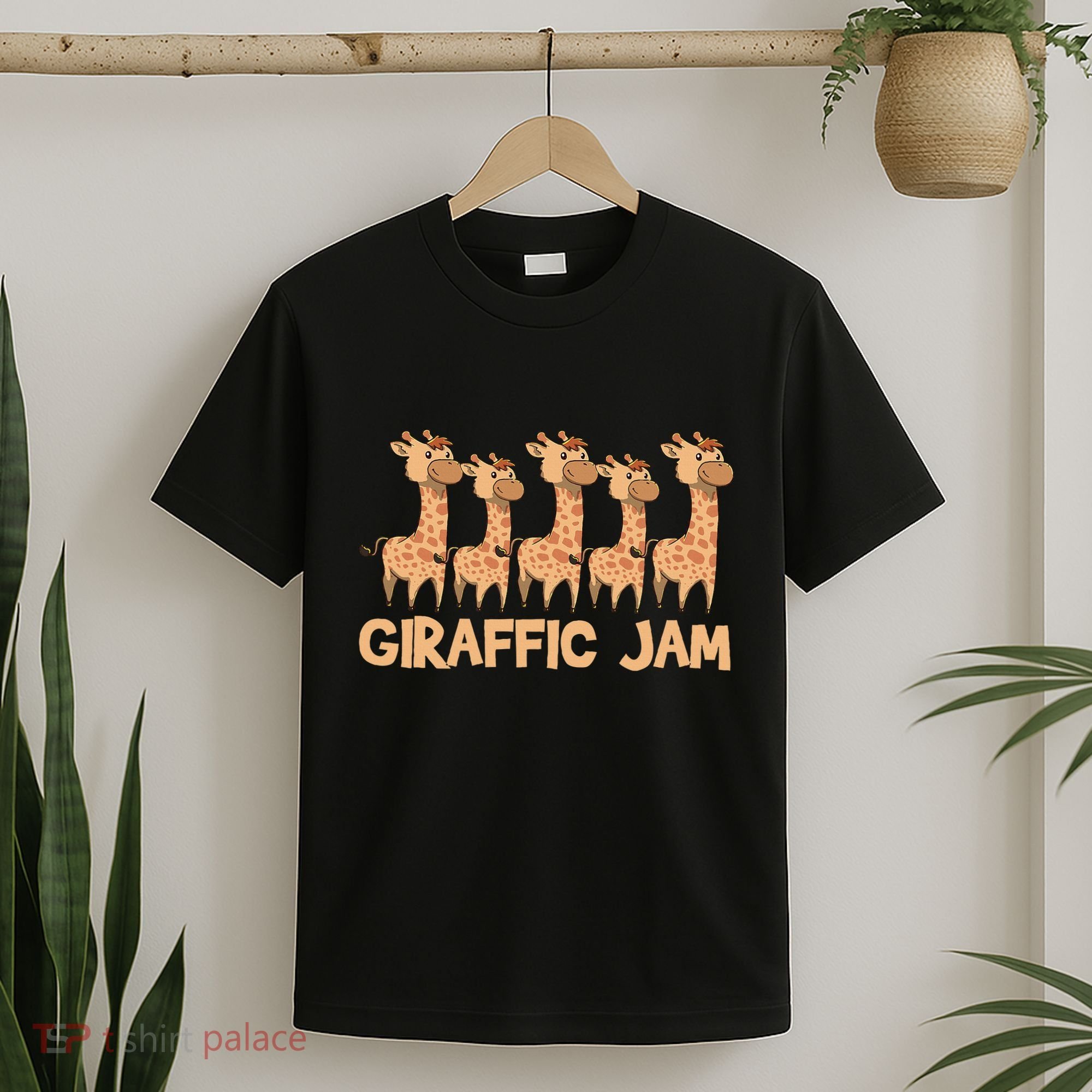 Giraffe Giraffic Jam Funny Pun Cute T-Shirt