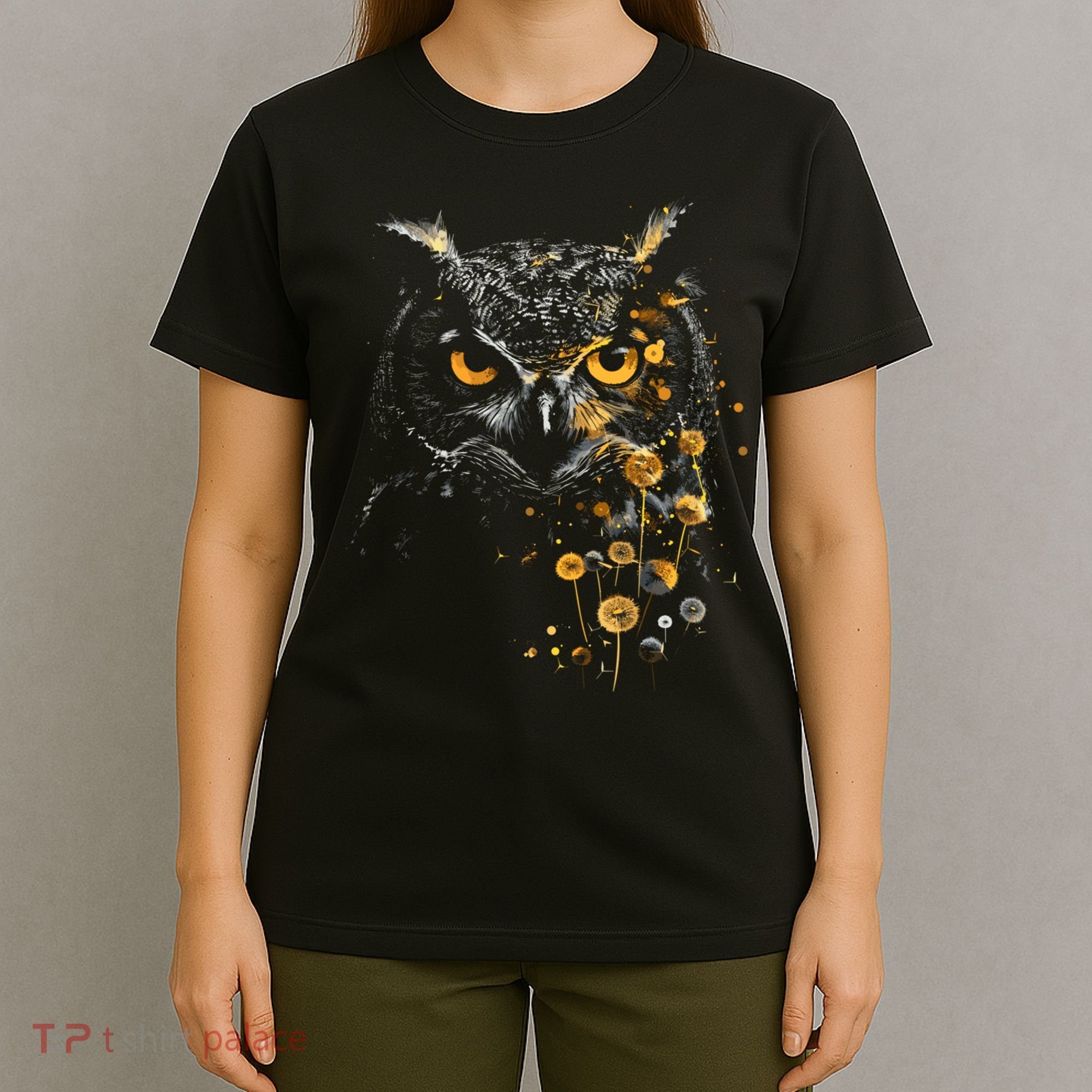 Great Gift Owl Dandelion Wildlife Owls Nature Art  T-Shirt
