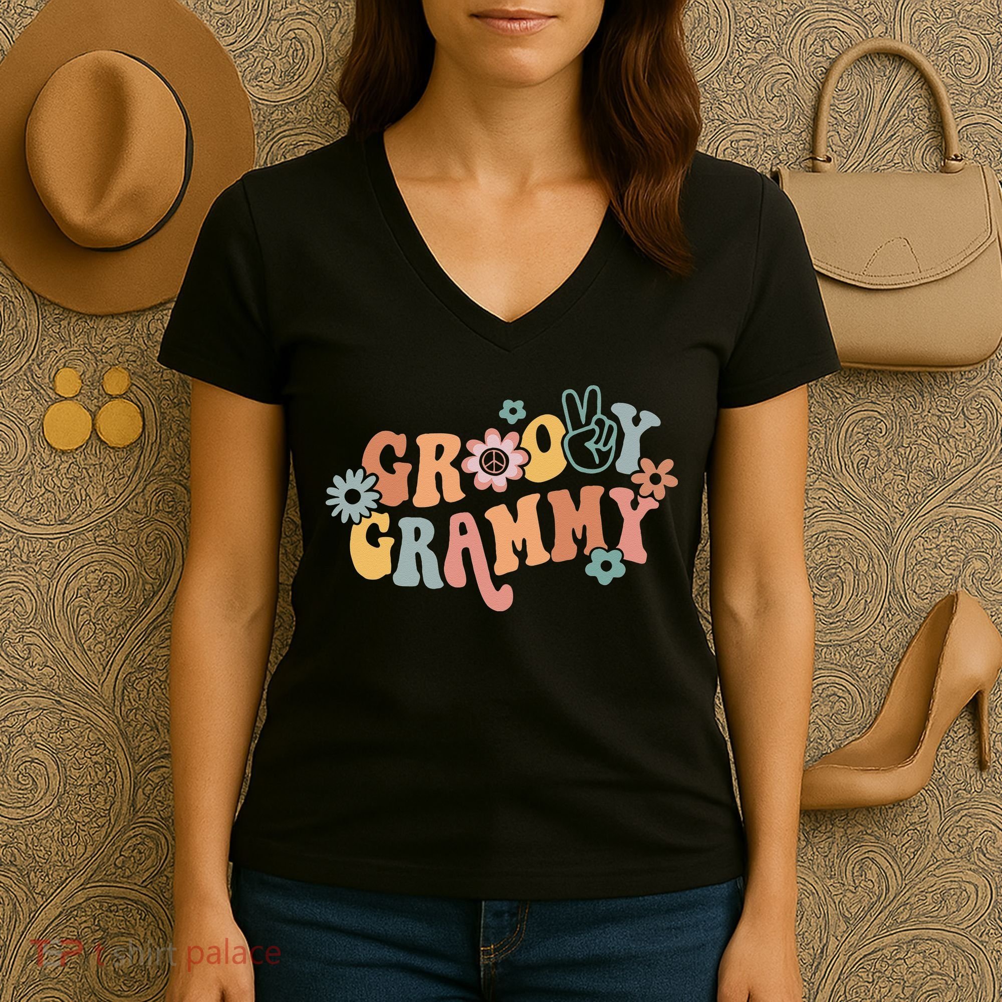 Groovy Grammy One Thankful Grammy Thanksgiving Christmas Women's V-Neck T-Shirt