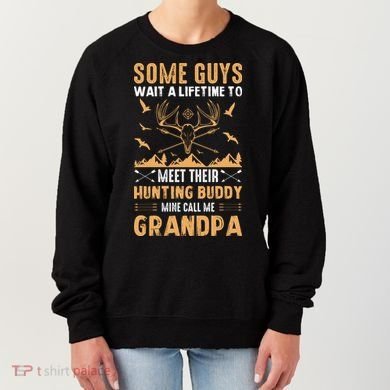 Grandpa Hunting Design Women's Sweatshirt