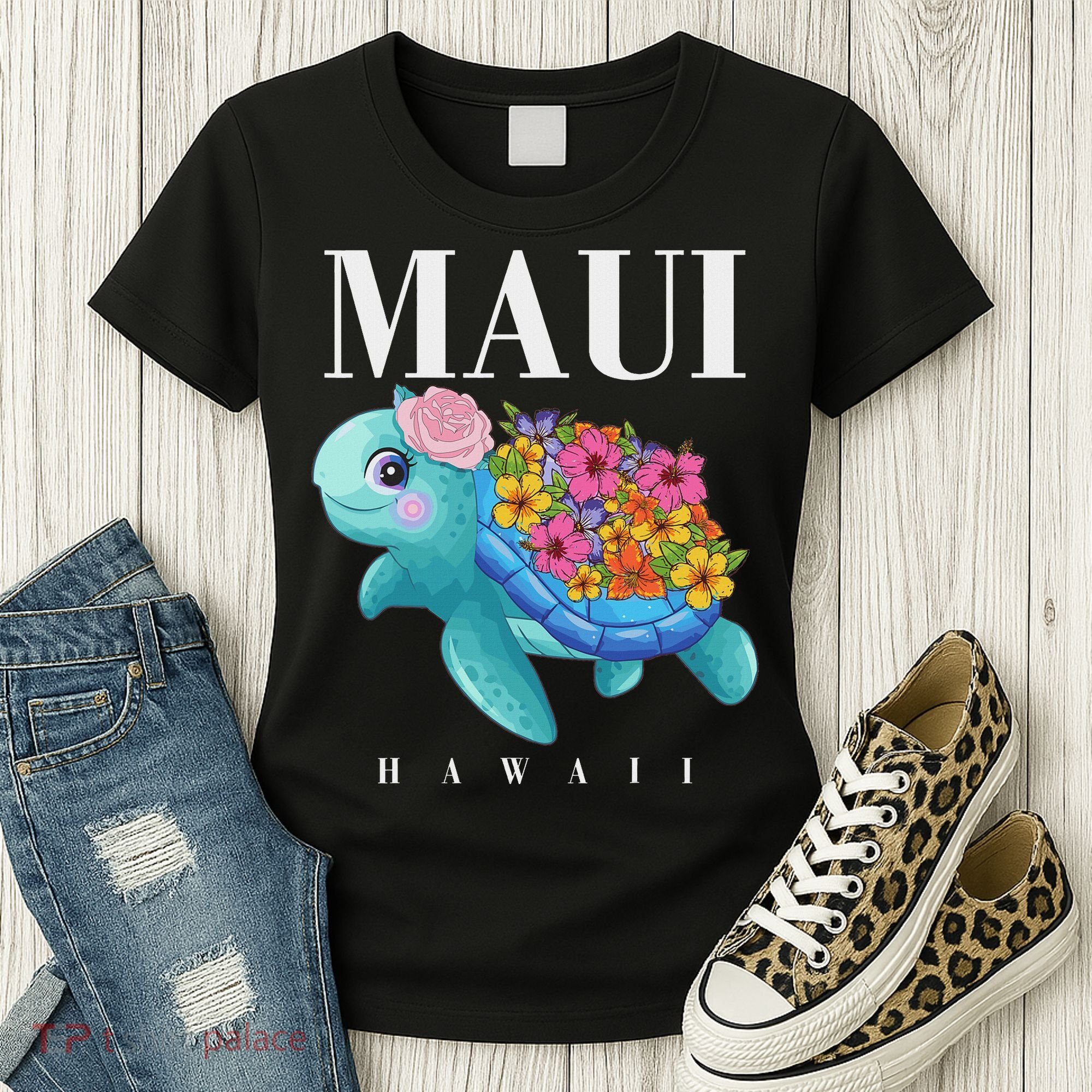 Girl Hawaiian Maui Hawaii Turtle Hibiscus Women's T-Shirt