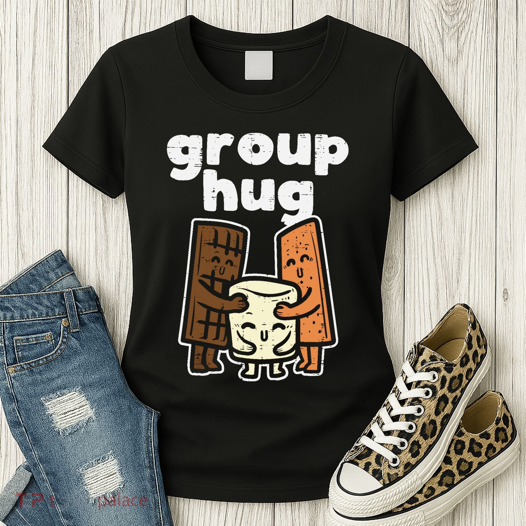 Group Hug Marshmallow Smore Funny Camping Pun Camper Family Women's T-Shirt